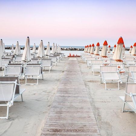 Hotel Villa Sole Resort Bellaria-Igea Marina Exterior foto