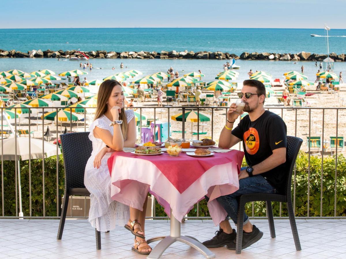 Hotel Villa Sole Resort Bellaria-Igea Marina Exterior foto
