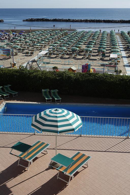 Hotel Villa Sole Resort Bellaria-Igea Marina Exterior foto
