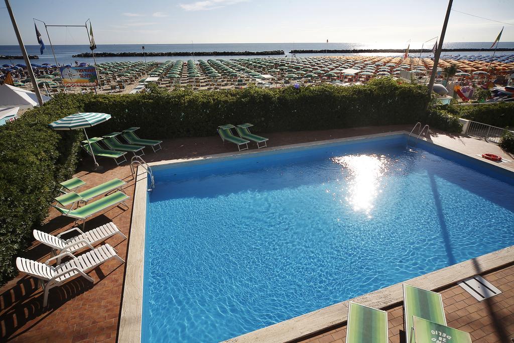 Hotel Villa Sole Resort Bellaria-Igea Marina Exterior foto